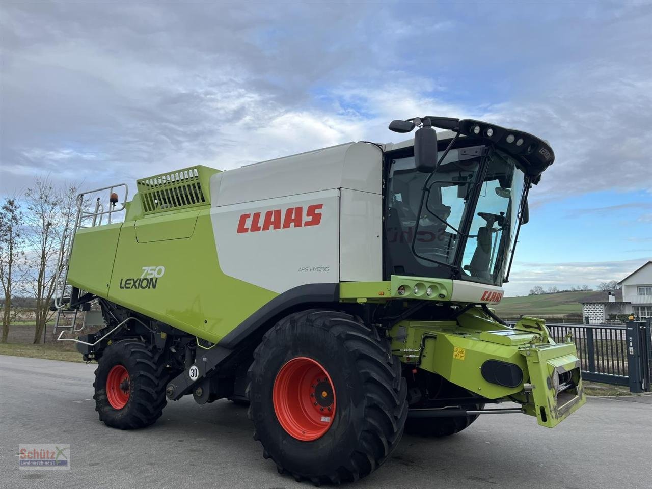 Mähdrescher des Typs CLAAS Lexion 750 Grainmeter V750, Gebrauchtmaschine in Schierling (Bild 5)