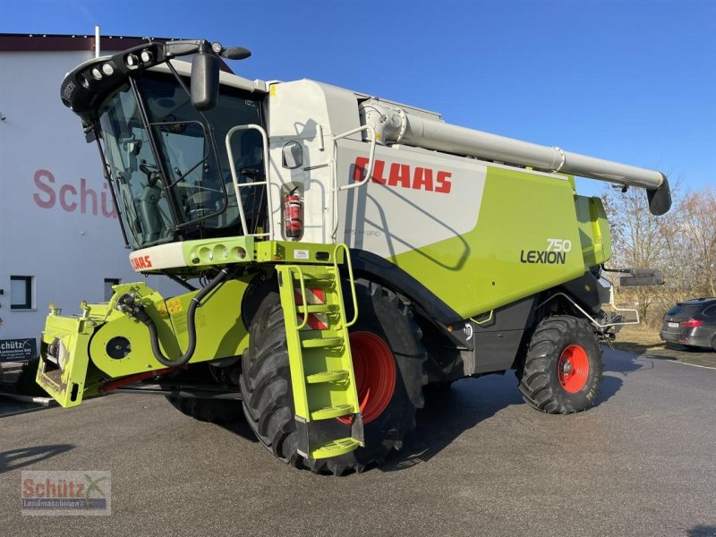 Mähdrescher tip CLAAS Lexion 750 Grainmeter V750, Gebrauchtmaschine in Schierling (Poză 1)