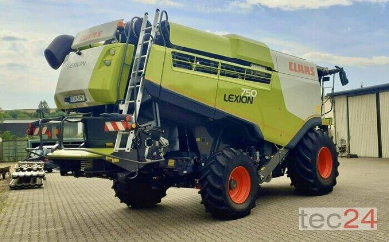 Mähdrescher типа CLAAS Lexion 750 Mercedesmotor, Gebrauchtmaschine в Östringen (Фотография 2)