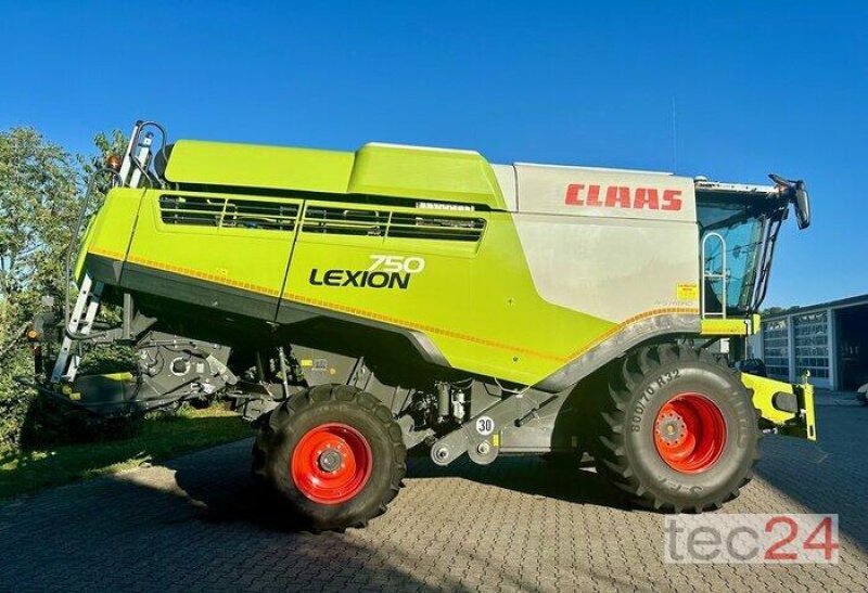 Mähdrescher des Typs CLAAS Lexion 750 Mercedesmotor, Gebrauchtmaschine in Östringen (Bild 3)