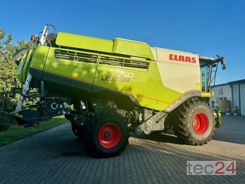 Mähdrescher of the type CLAAS Lexion 750 Mercedesmotor, Gebrauchtmaschine in Östringen (Picture 19)