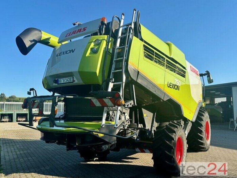 Mähdrescher des Typs CLAAS Lexion 750 Mercedesmotor, Gebrauchtmaschine in Östringen (Bild 1)