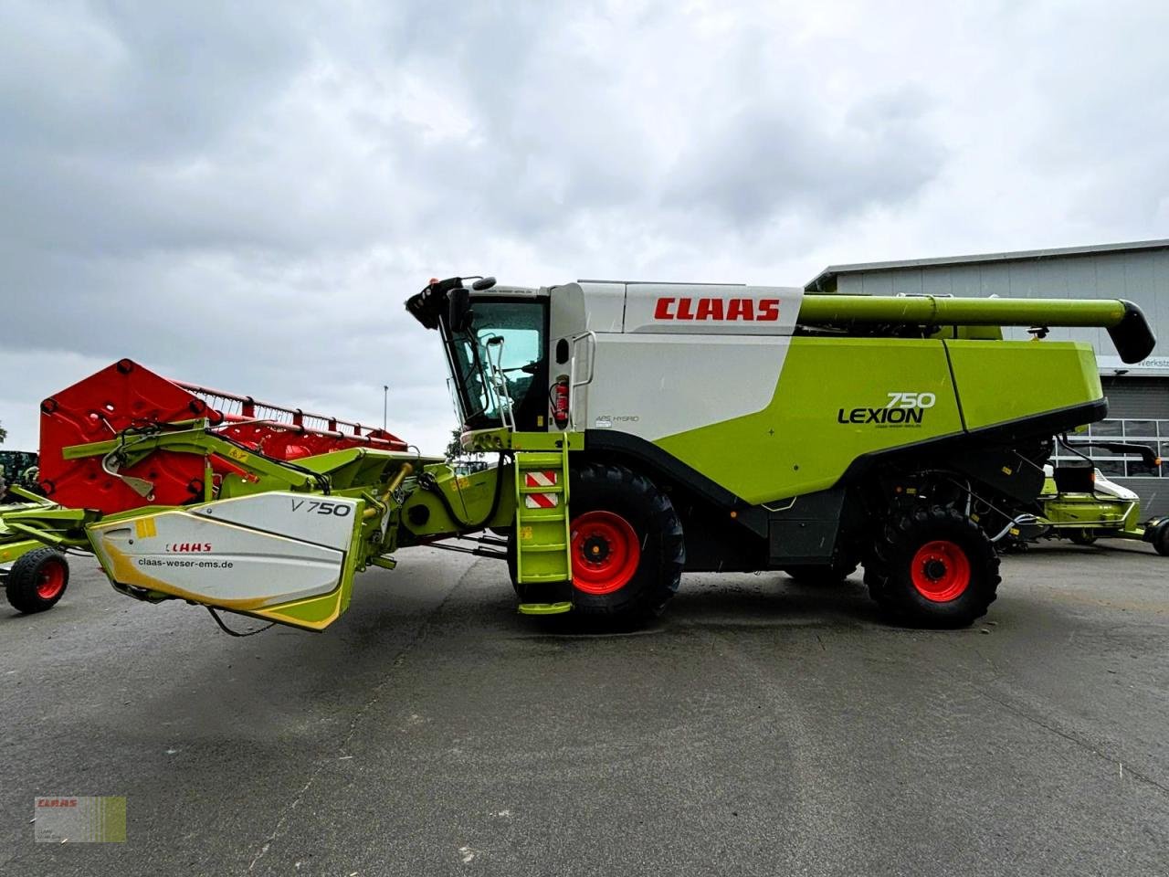 Mähdrescher Türe ait CLAAS LEXION 750 mit SW VARIO 750 AC u. SW-Wagen, nur 1.174 h !, Gebrauchtmaschine içinde Molbergen (resim 2)