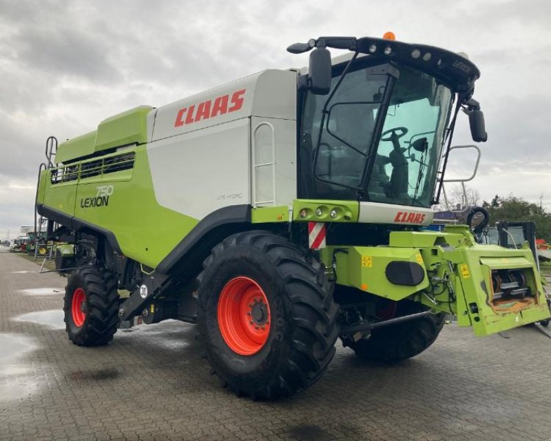 Mähdrescher des Typs CLAAS LEXION 750 MONTANA, Gebrauchtmaschine in Hockenheim (Bild 8)