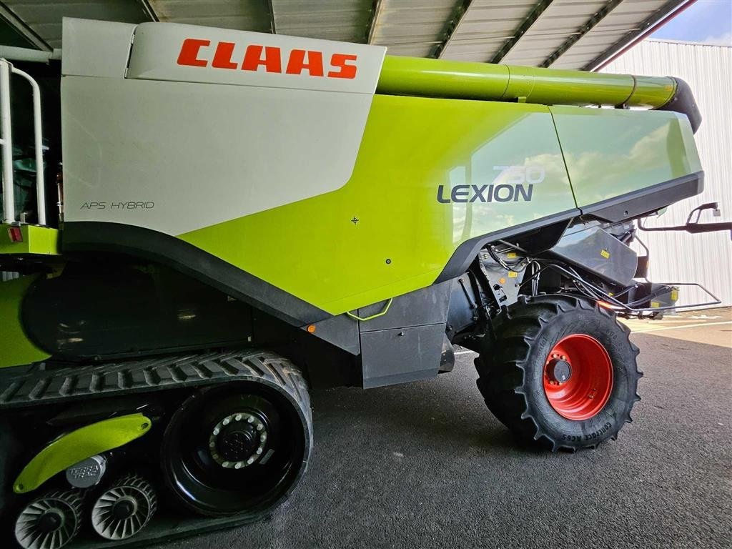 Mähdrescher tipa CLAAS LEXION 750 TERRA TRAC Incl. CLAAS Vario 770 skærebord. Ryste maskine på bælter. Ring til Ulrik på 40255544. Jeg snakker Jysk, tysk og Engelsk., Gebrauchtmaschine u Kolding (Slika 2)