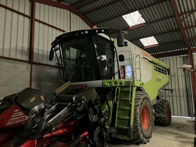 Mähdrescher des Typs CLAAS LEXION 750 TRADITION, Gebrauchtmaschine in VAROIS & CHAIGNOT (Bild 1)