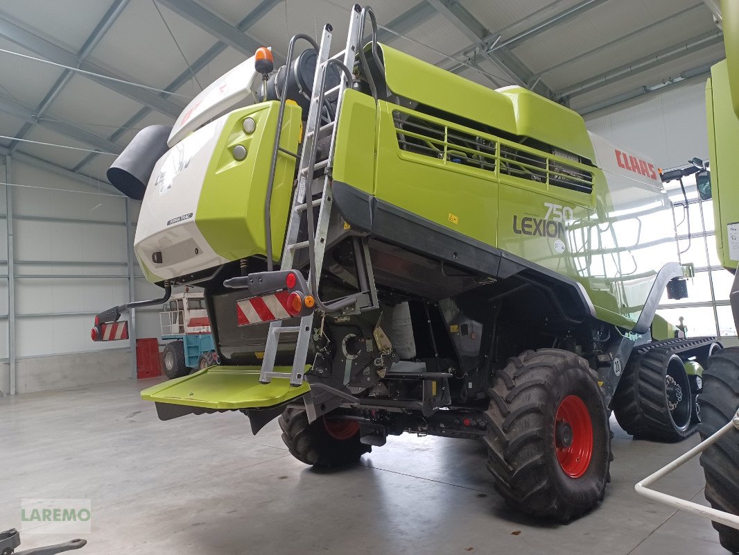 Mähdrescher typu CLAAS LEXION 750 TT, Gebrauchtmaschine v Langenwetzendorf (Obrázek 3)