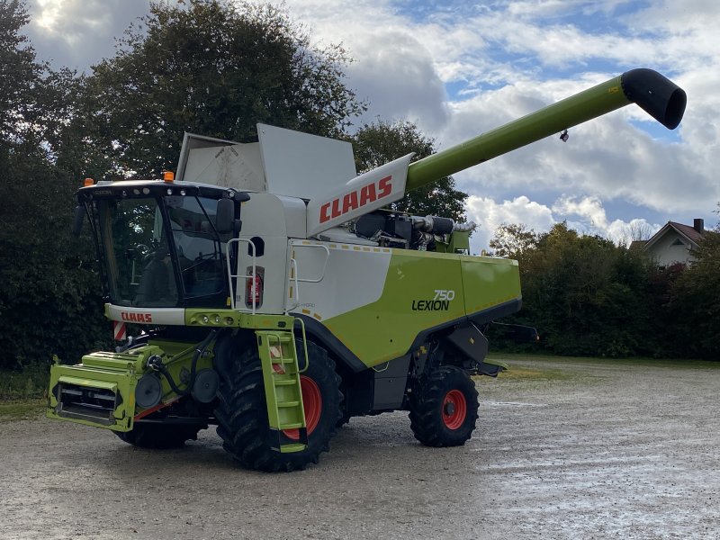 Mähdrescher typu CLAAS Lexion 750, Gebrauchtmaschine v Hemau (Obrázok 1)