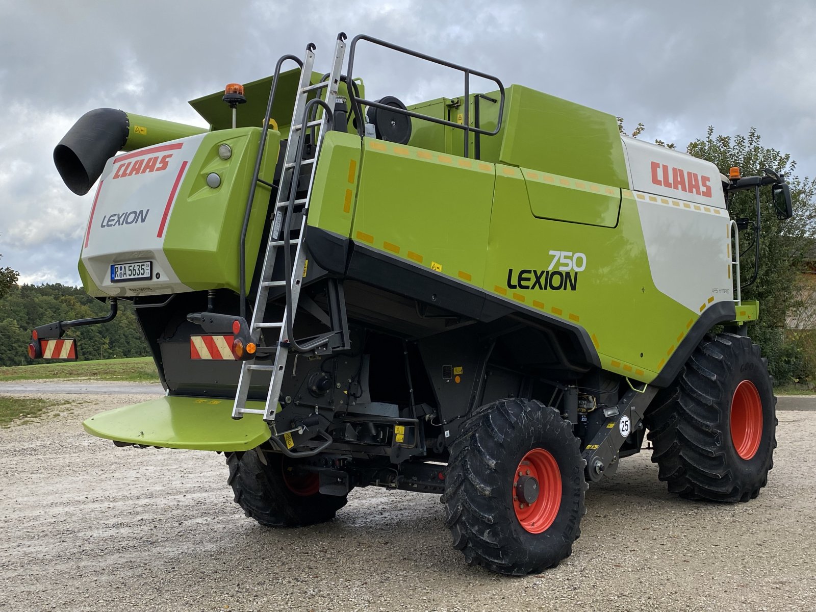 Mähdrescher tip CLAAS Lexion 750, Gebrauchtmaschine in Hemau (Poză 8)