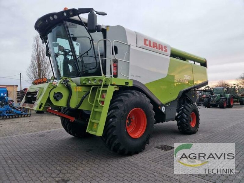 Mähdrescher of the type CLAAS LEXION 750, Gebrauchtmaschine in Calbe / Saale (Picture 1)