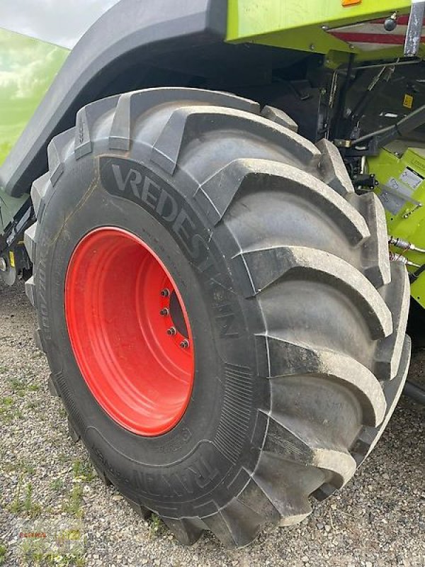 Mähdrescher des Typs CLAAS Lexion 750, Gebrauchtmaschine in Schwülper (Bild 13)