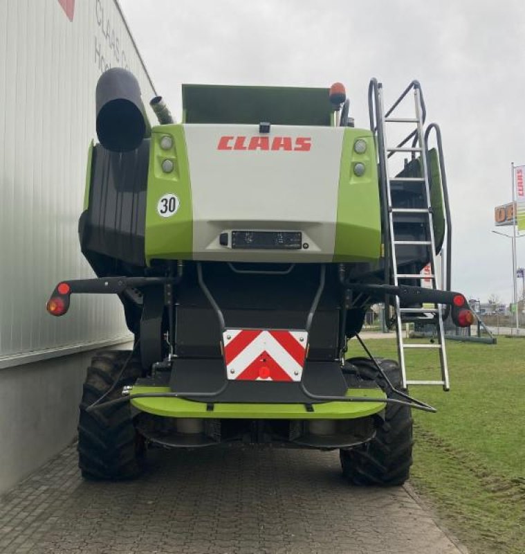 Mähdrescher typu CLAAS LEXION 750, Gebrauchtmaschine v Hockenheim (Obrázek 4)