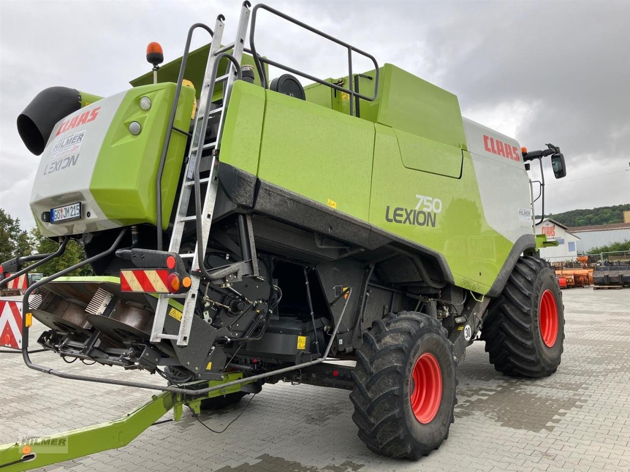 Mähdrescher del tipo CLAAS Lexion 750, Gebrauchtmaschine en Moringen (Imagen 3)