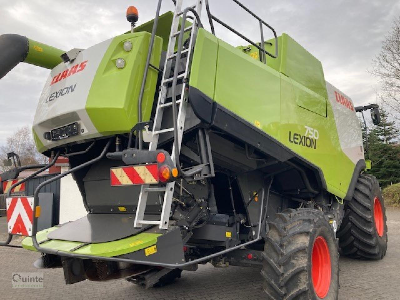 Mähdrescher typu CLAAS Lexion 750, Gebrauchtmaschine w Lichtenau-Kleinenberg (Zdjęcie 3)