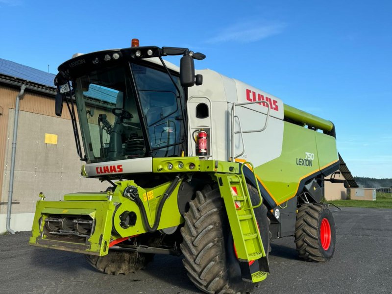 Mähdrescher des Typs CLAAS Lexion 750, Gebrauchtmaschine in Richelbach (Bild 1)