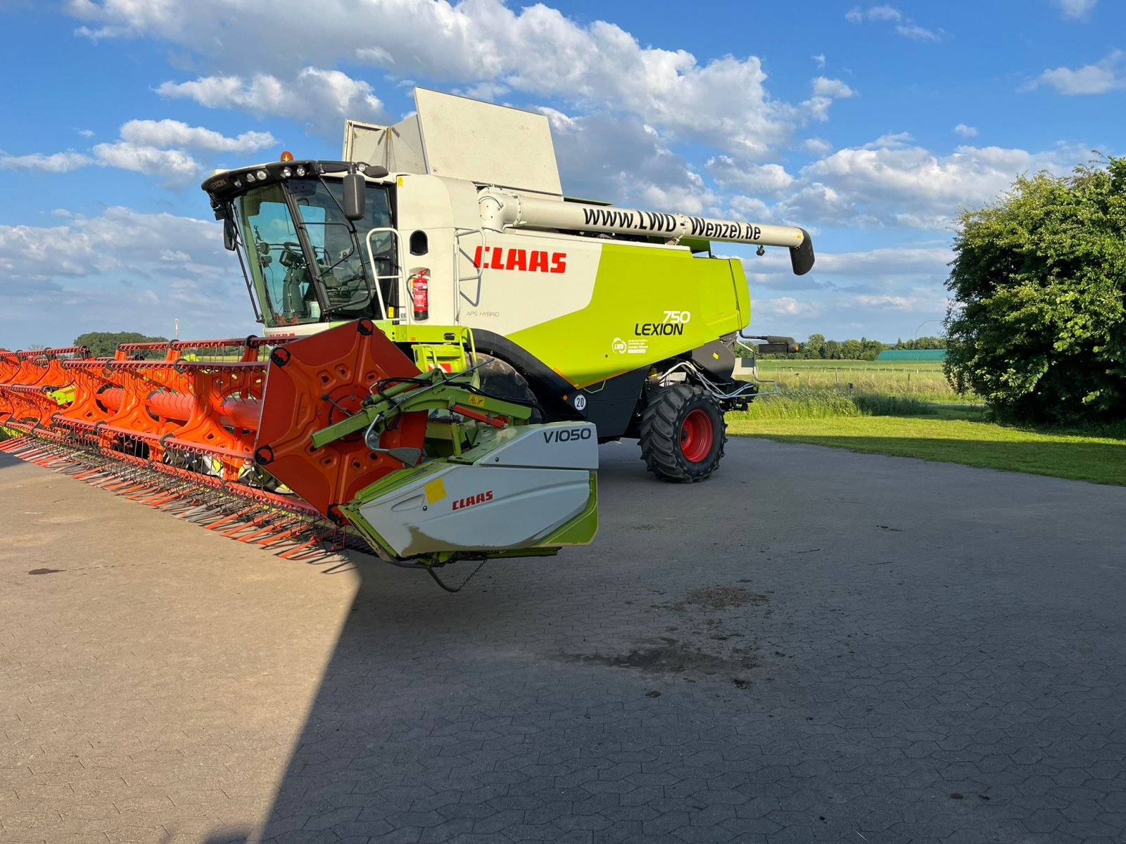 Mähdrescher typu CLAAS Lexion 750, Gebrauchtmaschine w Niedersachsen - Bückeburg (Zdjęcie 9)