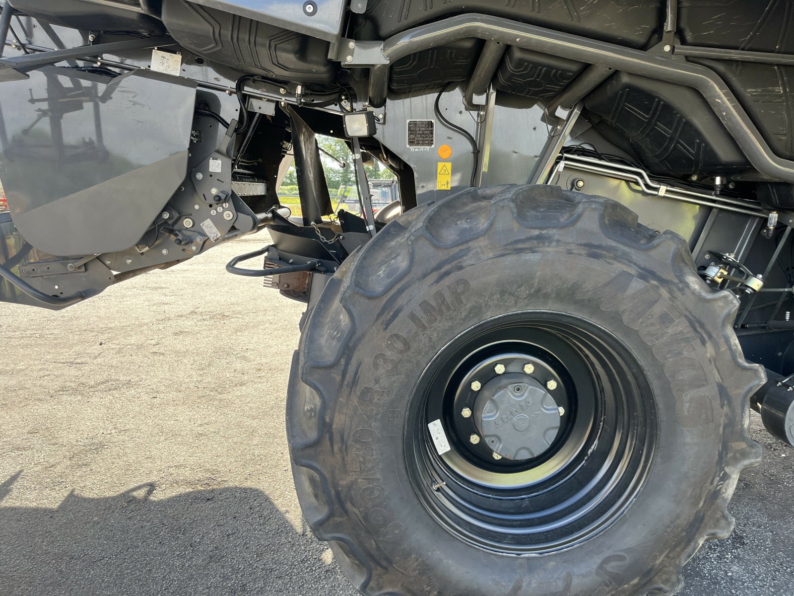 Mähdrescher van het type CLAAS LEXION 7500 4 RM 470H BATTEUR, Gebrauchtmaschine in PONTIVY (Foto 4)