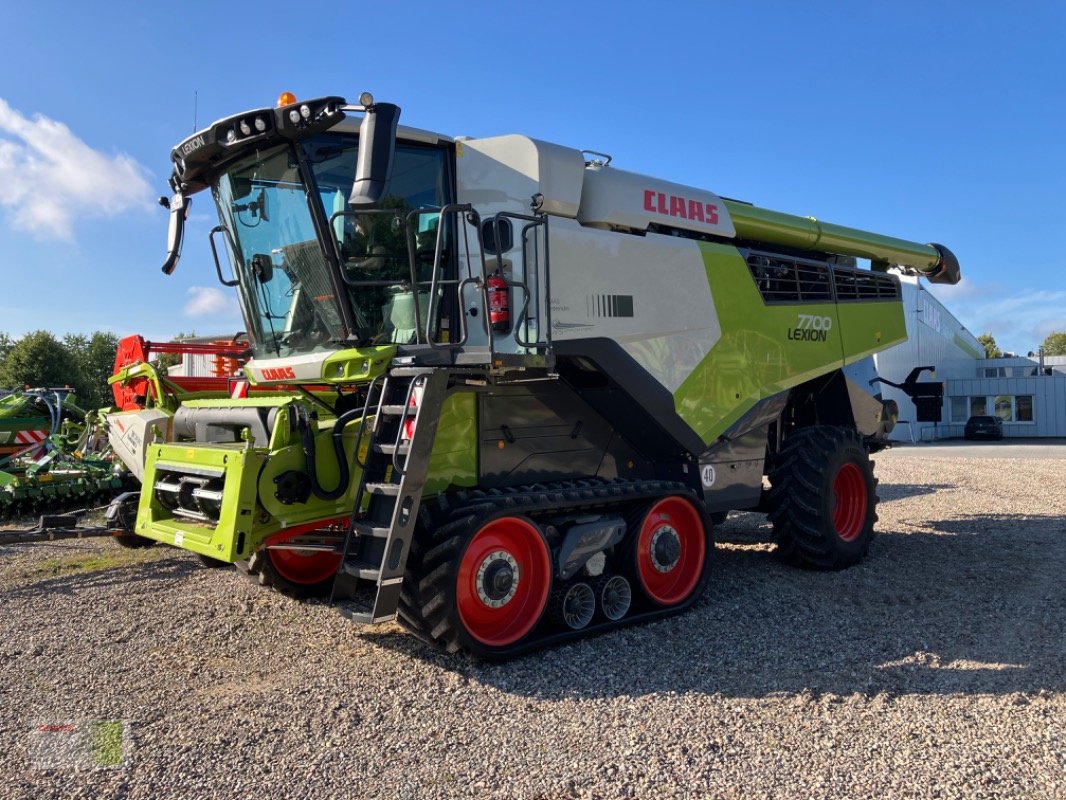 Mähdrescher типа CLAAS LEXION 7500 TT, Neumaschine в Weddingstedt (Фотография 13)