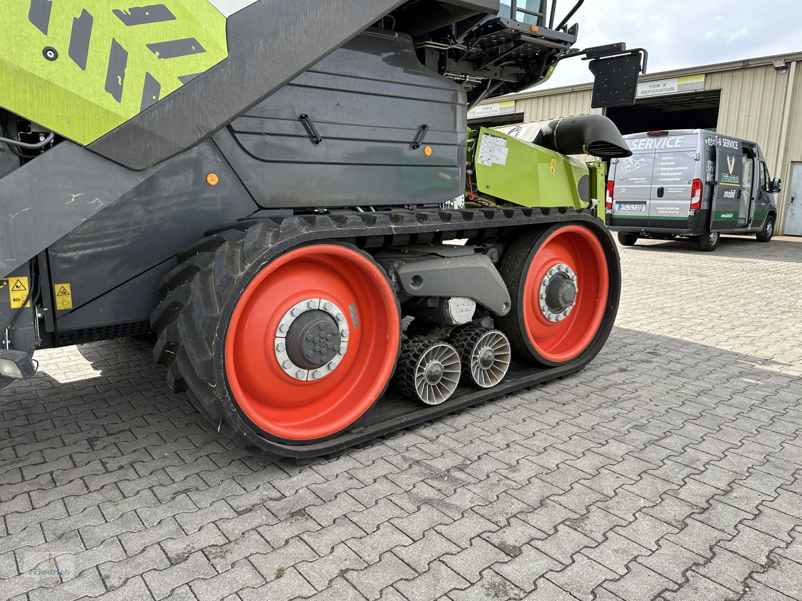 Mähdrescher des Typs CLAAS Lexion 7500, Gebrauchtmaschine in Bad Lausick (Bild 3)