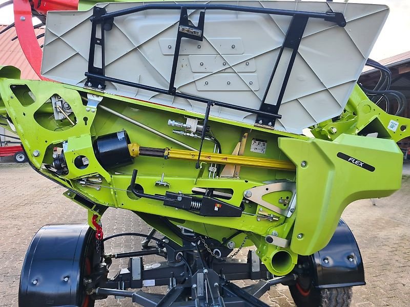 Mähdrescher des Typs CLAAS Lexion 7500, Gebrauchtmaschine in Eppingen (Bild 11)