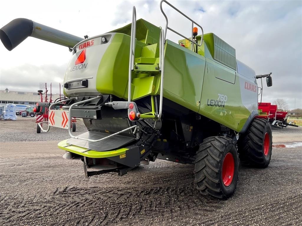 Mähdrescher van het type CLAAS LEXION 760 4WD 30f Vario skærbord, Gebrauchtmaschine in Holstebro (Foto 3)