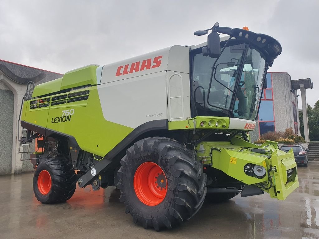 Mähdrescher des Typs CLAAS LEXION 760 4X4, Gebrauchtmaschine in Baillonville (Bild 10)