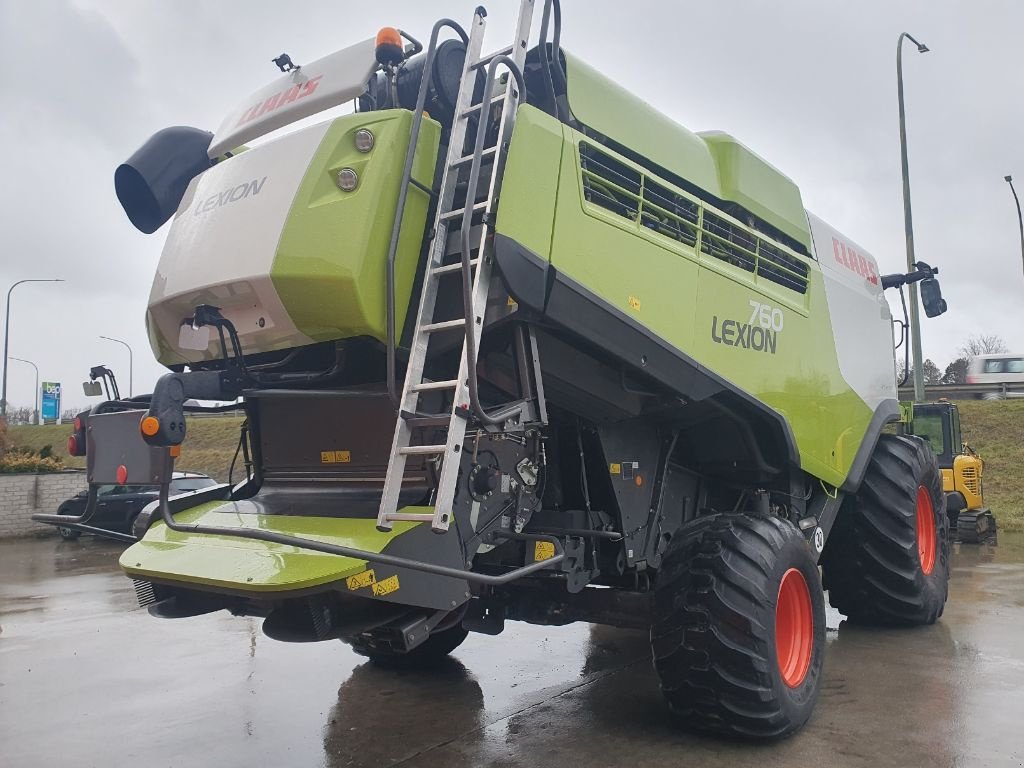 Mähdrescher van het type CLAAS LEXION 760 4X4, Gebrauchtmaschine in Baillonville (Foto 9)