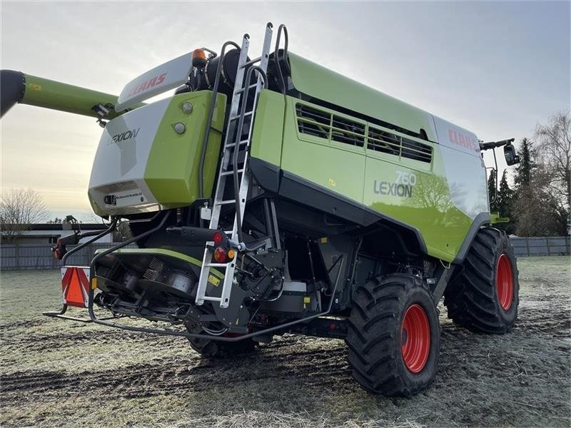 Mähdrescher of the type CLAAS LEXION 760 CEMOS Aut. - Vario 930, Gebrauchtmaschine in Mern (Picture 5)