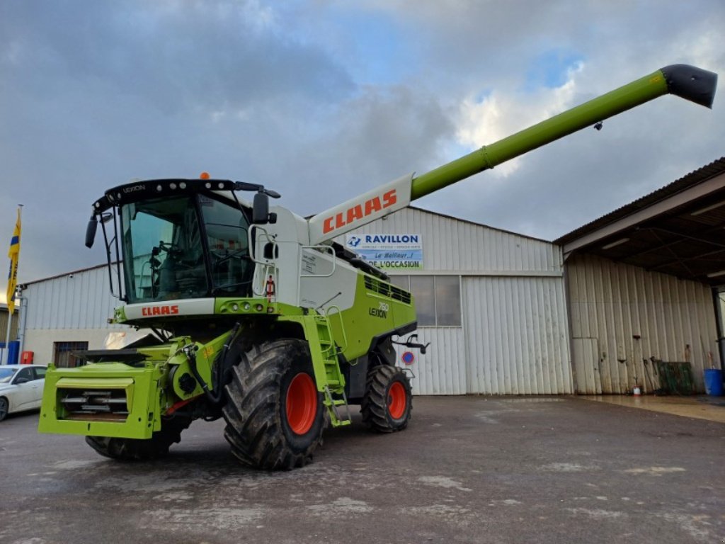 Mähdrescher typu CLAAS LEXION 760 MONTANA + VARIO 1 900, Gebrauchtmaschine v VERT TOULON (Obrázok 1)