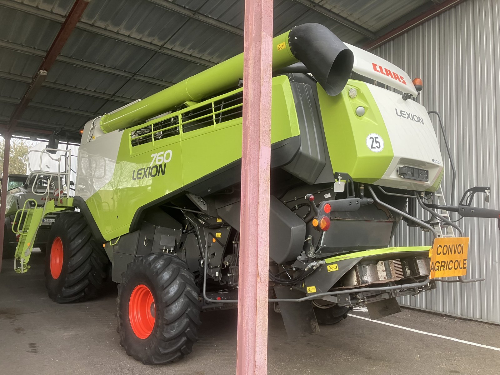 Mähdrescher του τύπου CLAAS Lexion 760 Montana, Gebrauchtmaschine σε CONNANTRE (Φωτογραφία 8)