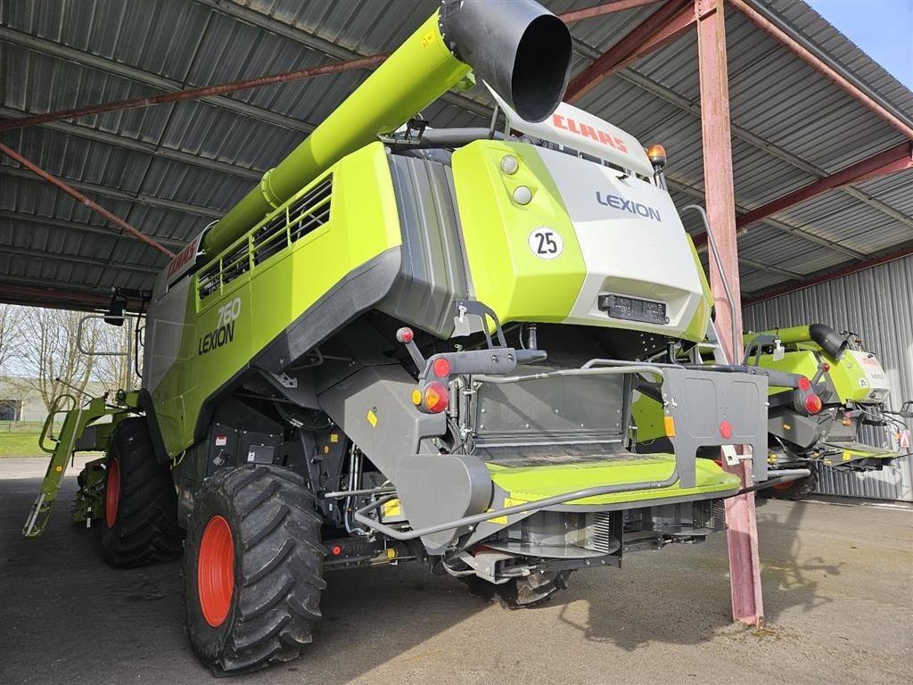 Mähdrescher van het type CLAAS LEXION 760 SOLGT!!! MONTANA INCL CONVIO FLEX 930 Skærebord., Gebrauchtmaschine in Kolding (Foto 4)