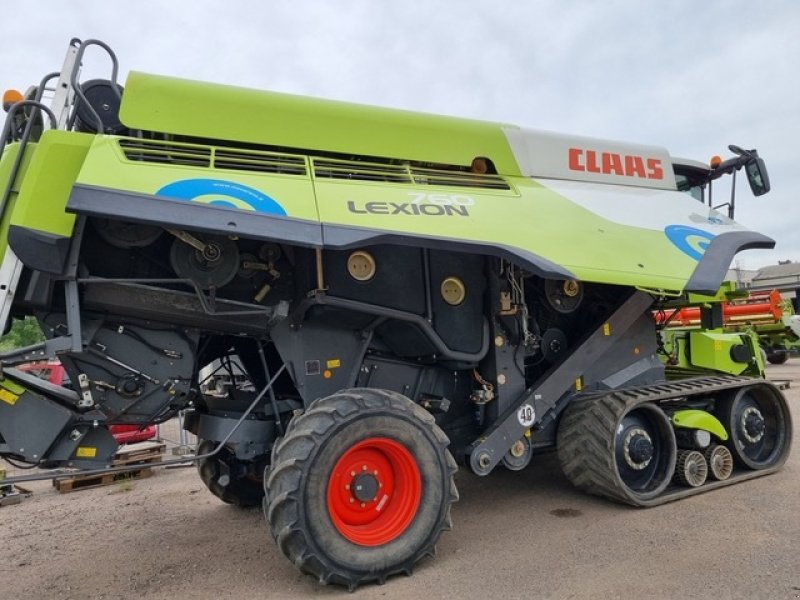 Mähdrescher of the type CLAAS LEXION 760 TT Incl. CLAAS Vario V900 bord med vogn. Laser Pilot. Auto Pilot. Ring til Ulrik 0045-40255544 for flere billeder og info om fremvisning mm. Jeg snakker Jysk, tysk og engelsk, Gebrauchtmaschine in Kolding (Picture 1)