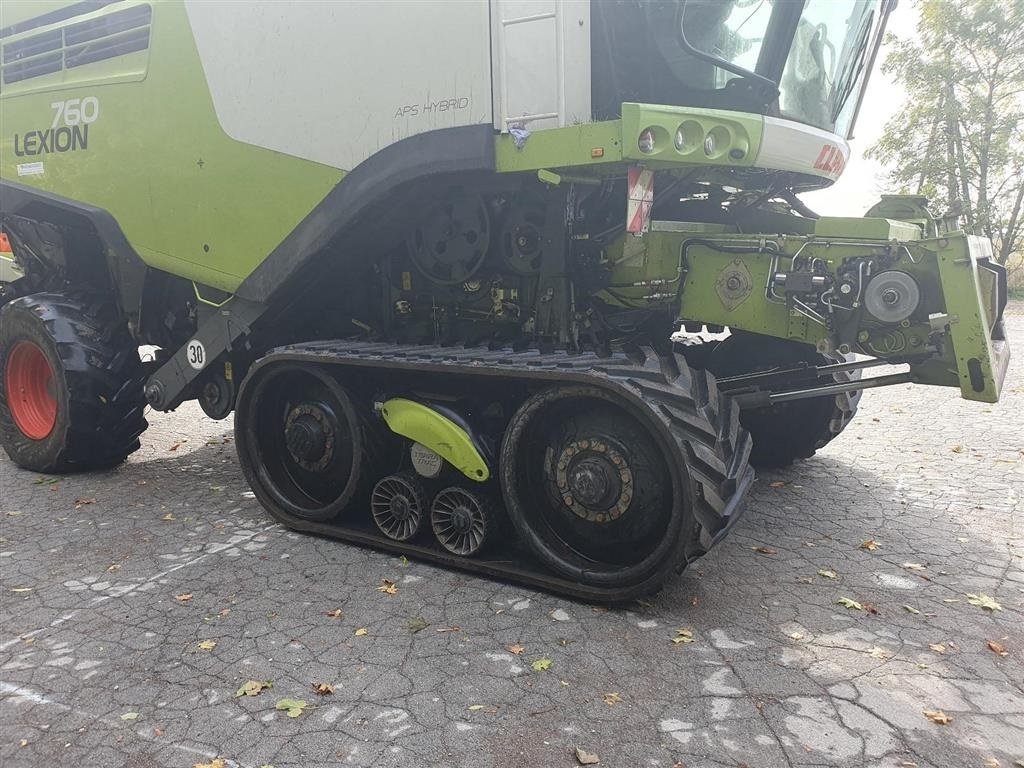 Mähdrescher Türe ait CLAAS LEXION 760 TT Incl. Skærebord og vogn. Ring til Ulrik på 40255544. Jeg snakker Jysk, tysk og engelsk., Gebrauchtmaschine içinde Kolding (resim 8)