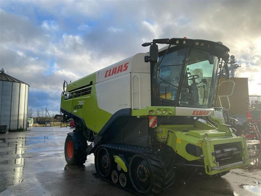 Mähdrescher van het type CLAAS LEXION 760 TT Incl. Skærebord og vogn. Ring til Ulrik på 40255544. Jeg snakker Jysk, tysk og engelsk., Gebrauchtmaschine in Kolding (Foto 4)