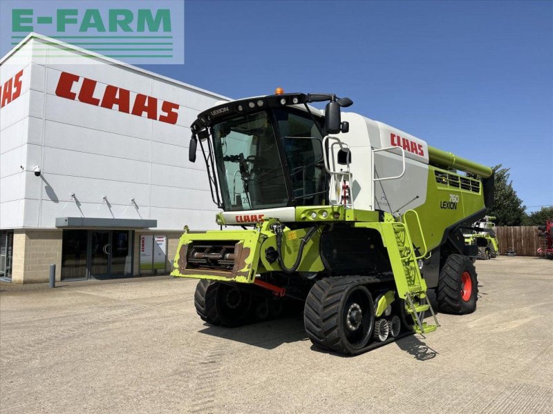 Mähdrescher tip CLAAS LEXION 760 TT, Gebrauchtmaschine in SUFFOLK (Poză 1)