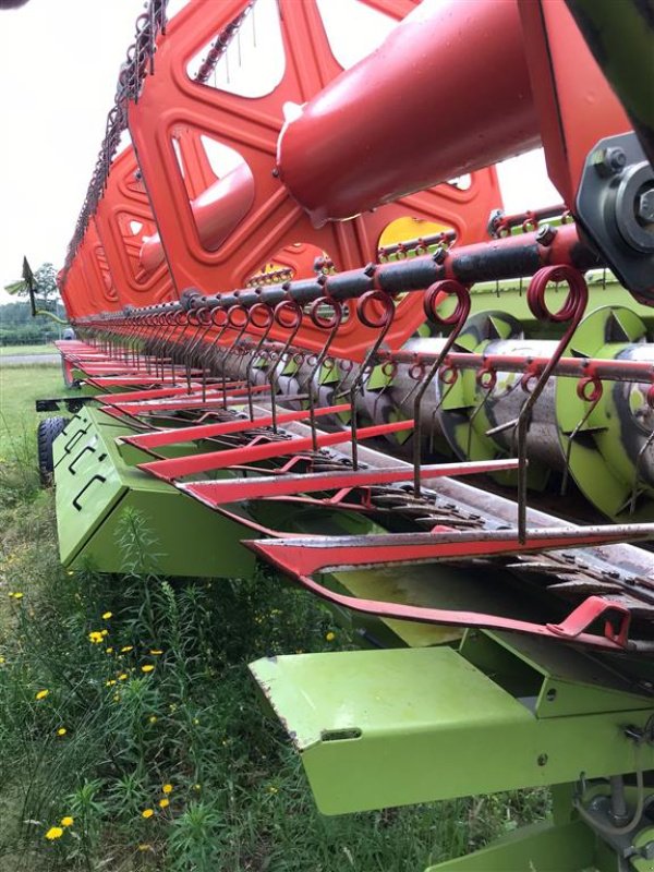 Mähdrescher des Typs CLAAS Lexion 760, Gebrauchtmaschine in Plessa (Bild 24)