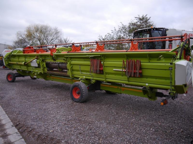 Mähdrescher of the type CLAAS LEXION 760, Gebrauchtmaschine in Landsberg (Picture 11)