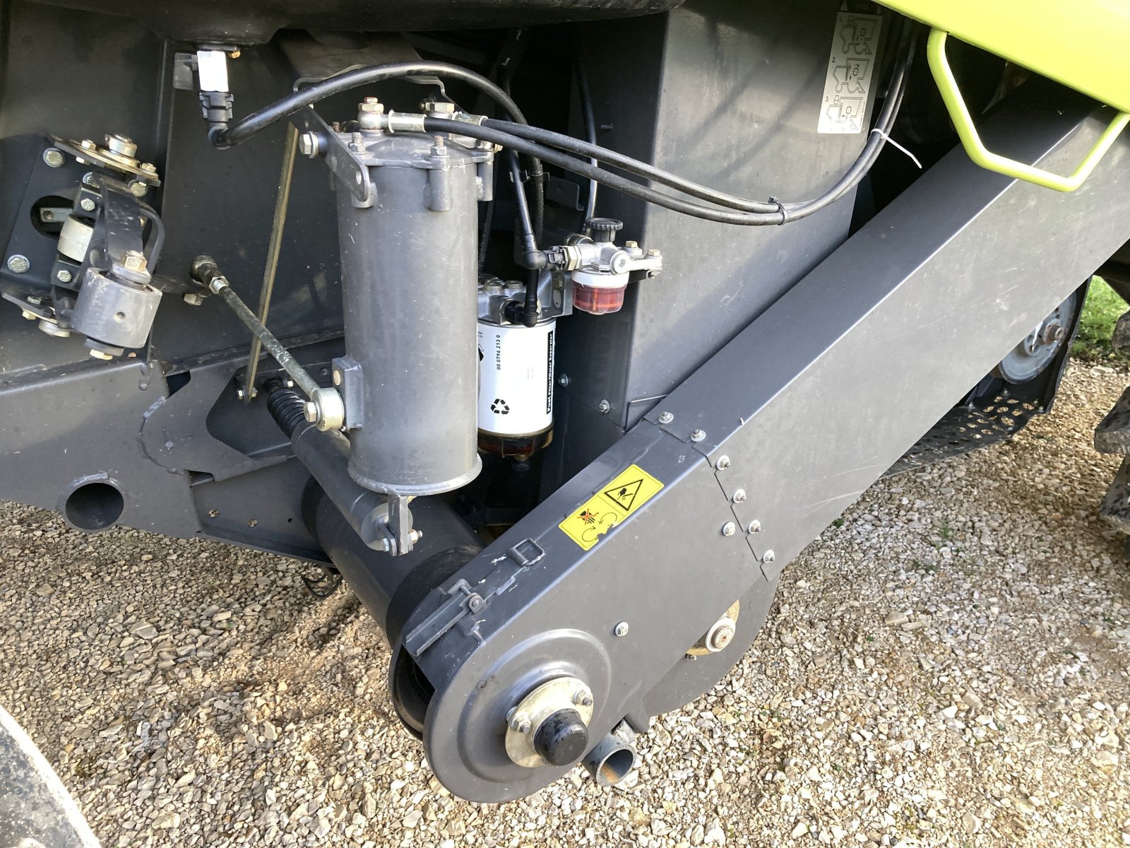 Mähdrescher des Typs CLAAS LEXION 760, Gebrauchtmaschine in LAIGNES (Bild 11)