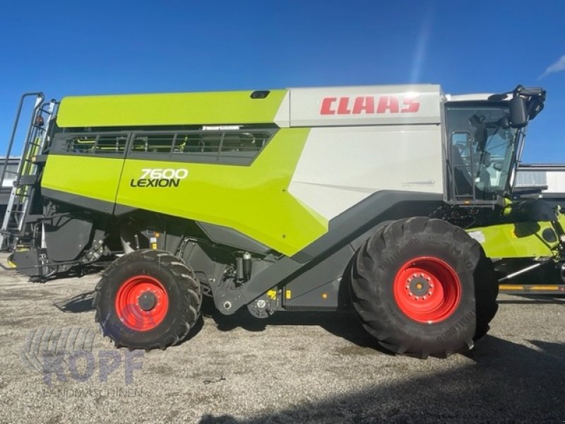 Mähdrescher des Typs CLAAS Lexion 7600 V Kanal Cemos Automatic BJ 2022,321ha, Gebrauchtmaschine in Schutterzell (Bild 2)