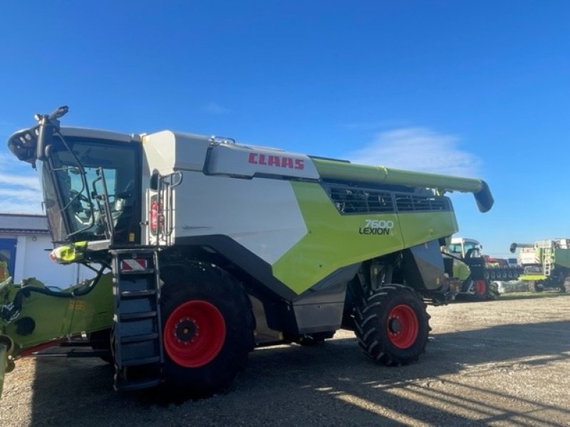 Mähdrescher du type CLAAS Lexion 7600 V Kanal Cemos Raupenlaufwerk, Gebrauchtmaschine en Schutterzell (Photo 1)