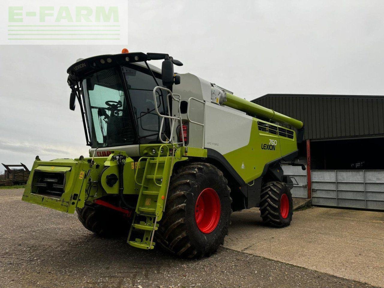 Mähdrescher tipa CLAAS LEXION 760M, Gebrauchtmaschine u MICHELDEVER, WINCHESTER (Slika 2)