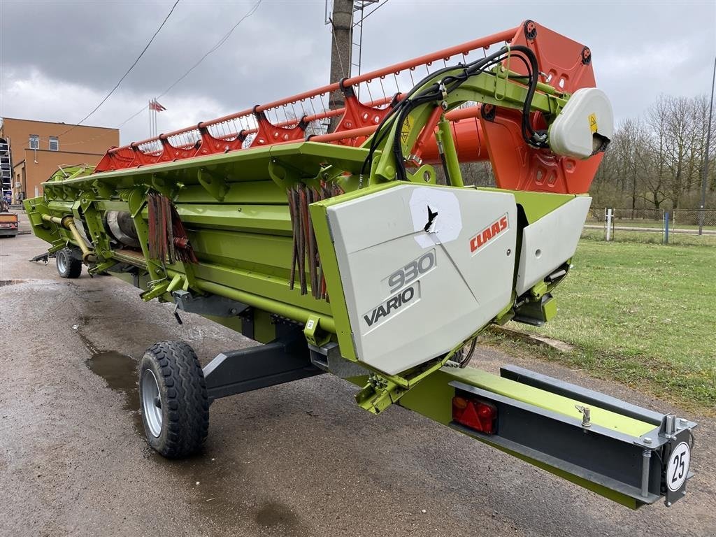 Mähdrescher типа CLAAS LEXION 770 4WD. Incl. Skærebord V930 og 4 hjuls vogn. GPS klar. Ring til Ulrik på +4540255544. Jeg snakker Jysk., Gebrauchtmaschine в Kolding (Фотография 4)