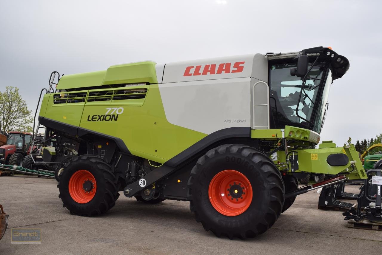 Mähdrescher des Typs CLAAS Lexion 770 APS Hybrid *3-D*, Gebrauchtmaschine in Oyten (Bild 1)