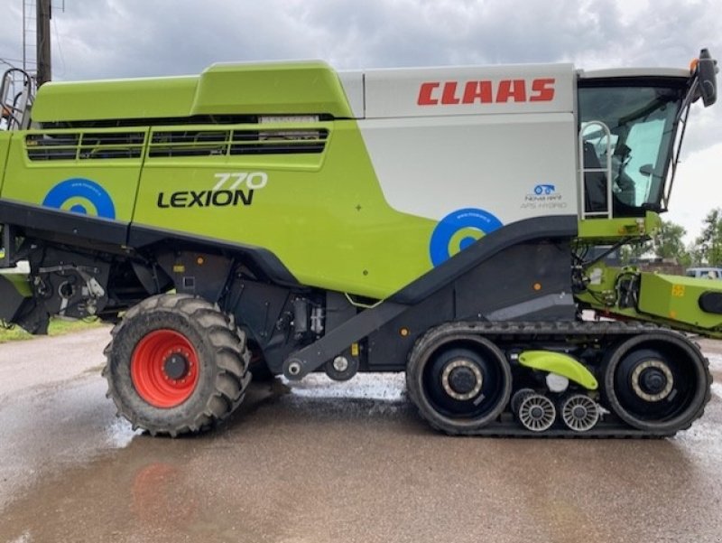 Mähdrescher Türe ait CLAAS LEXION 770 TERRA-TRAC 40 FOD. INCL skærebord Vario V1080. Terra Trac 635 mm. CEMOS AUTO Cruise pilot. Laser Pilot. Telematic. 3D., Gebrauchtmaschine içinde Kolding (resim 2)