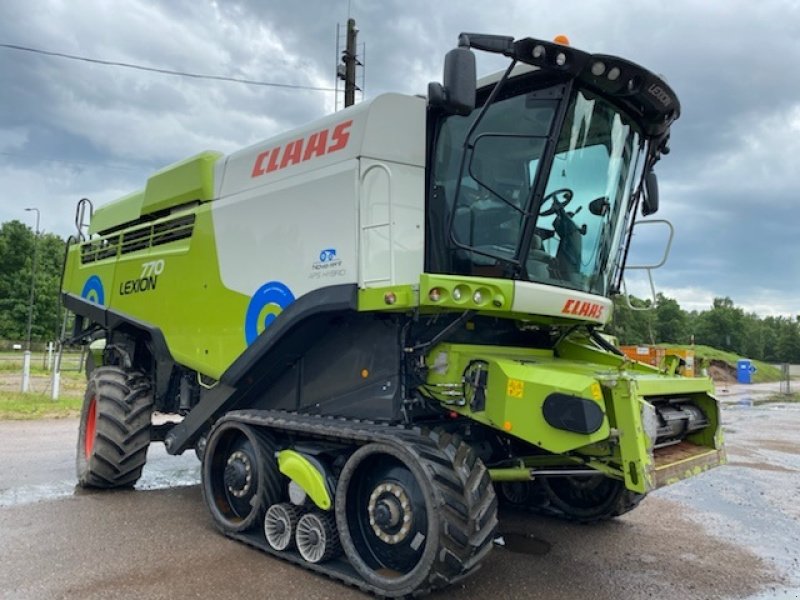 Mähdrescher a típus CLAAS LEXION 770 TERRA-TRAC 40 FOD. INCL skærebord Vario V1080. Terra Trac 635 mm. CEMOS AUTO Cruise pilot. Laser Pilot. Telematic. 3D., Gebrauchtmaschine ekkor: Kolding (Kép 3)