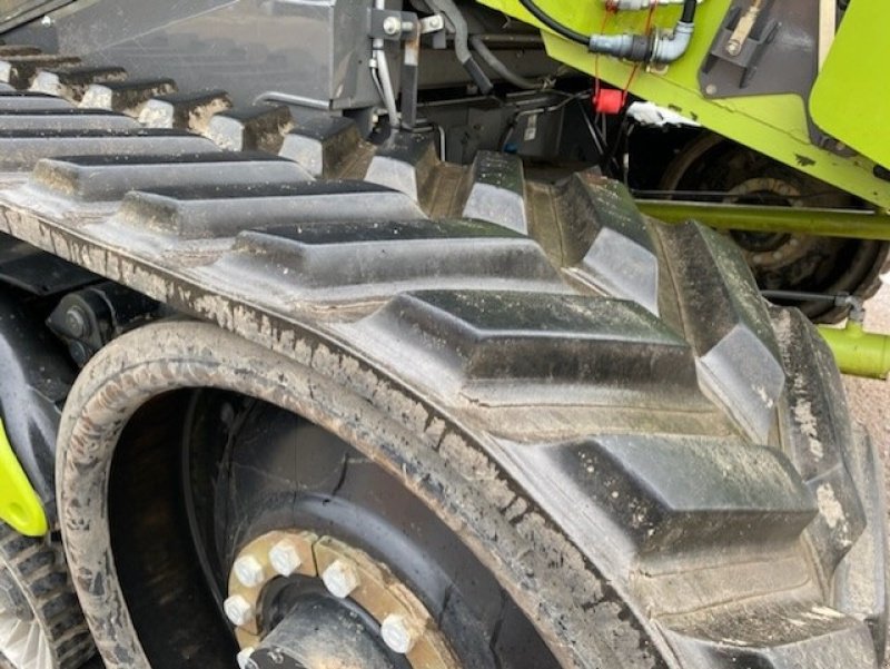 Mähdrescher del tipo CLAAS LEXION 770 TERRA-TRAC 40 FOD. INCL skærebord Vario V1080. Terra Trac 635 mm. CEMOS AUTO Cruise pilot. Laser Pilot. Telematic. 3D., Gebrauchtmaschine en Kolding (Imagen 5)