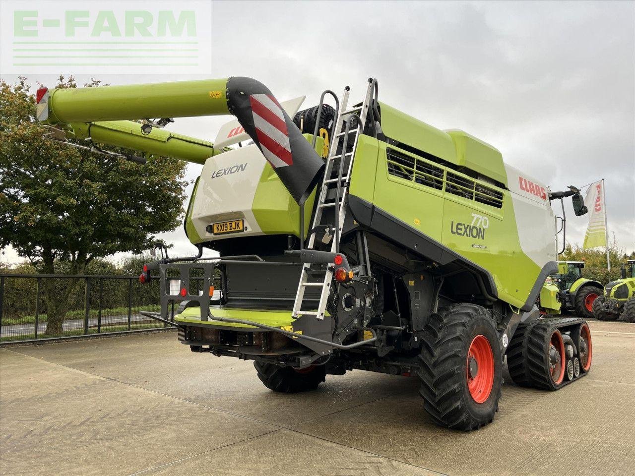 Mähdrescher del tipo CLAAS LEXION 770 TERRA TRAC CTF, Gebrauchtmaschine In SUFFOLK (Immagine 5)