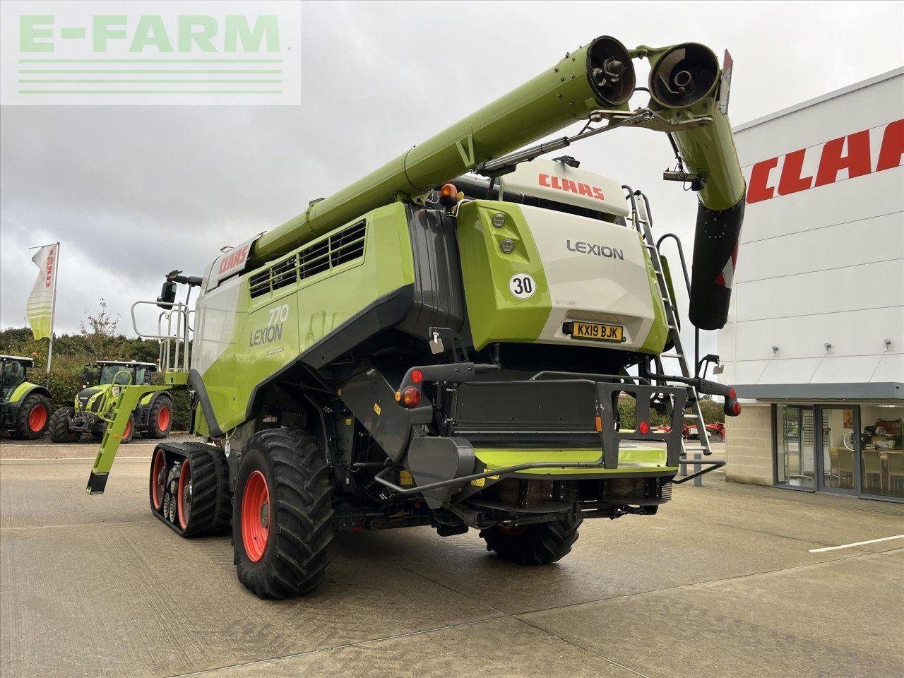 Mähdrescher del tipo CLAAS LEXION 770 TERRA TRAC CTF, Gebrauchtmaschine In SUFFOLK (Immagine 8)