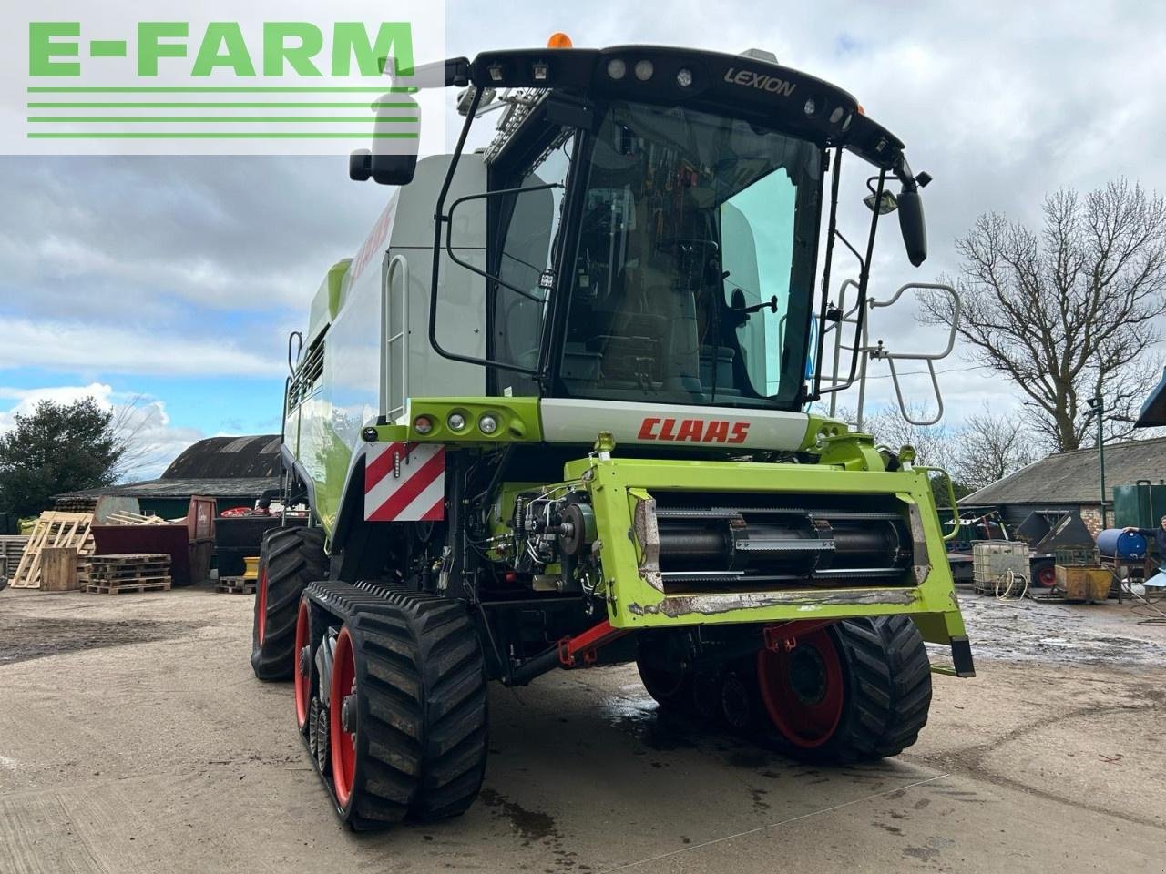 Mähdrescher typu CLAAS LEXION 770 TERRA TRAC, Gebrauchtmaschine w LUTON (Zdjęcie 8)