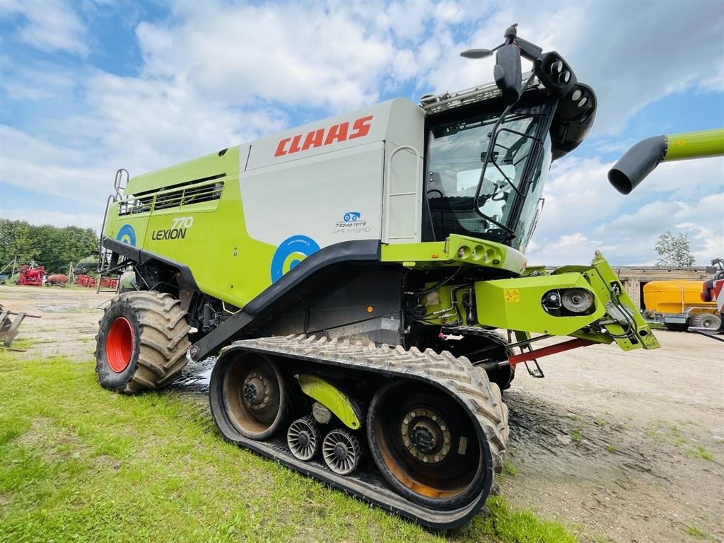 Mähdrescher tip CLAAS LEXION 770 TT 4WD. Brede bælter 890 mm.  Incl. skærebord Vario V1200. GPS. Cruise Pilot., Gebrauchtmaschine in Kolding (Poză 1)